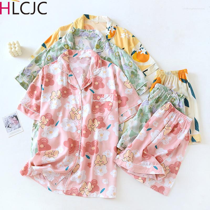 Women's Sleepwear 2023 Style Summer Ladies Viscose Pajamas Short Sleeve Shorts Two Piece Floral Thin Loose Women's Homewear Set, As pic 02
Women's Sleepwear 2023 Style Summer Ladies Viscose Pajamas Short Sleeve Shorts Two Piece Floral Thin Loose Women's Homewear Set, As pic 02