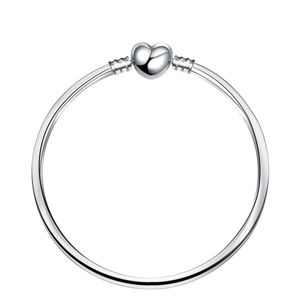5 Style Heart or Round Clasp Chain Bracelet Fashion Women Jewelry 925 Silver Plated For Pan Replacement Charm Bead European Style 
5 Style Heart or Round Clasp Chain Bracelet Fashion Women Jewelry 925 Silver Plated For Pan Replacement Charm Bead European Style