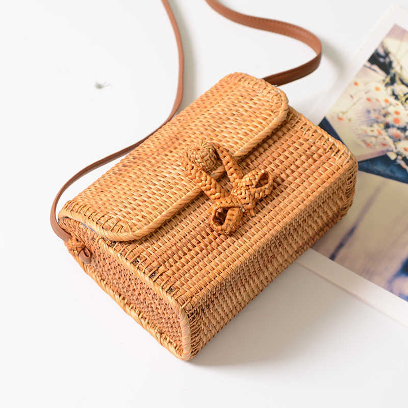 rattan woven butterfly bag series basket literature art manual bucket bag woven bag belt, Red
rattan woven butterfly bag series basket literature art manual bucket bag woven bag belt, Red