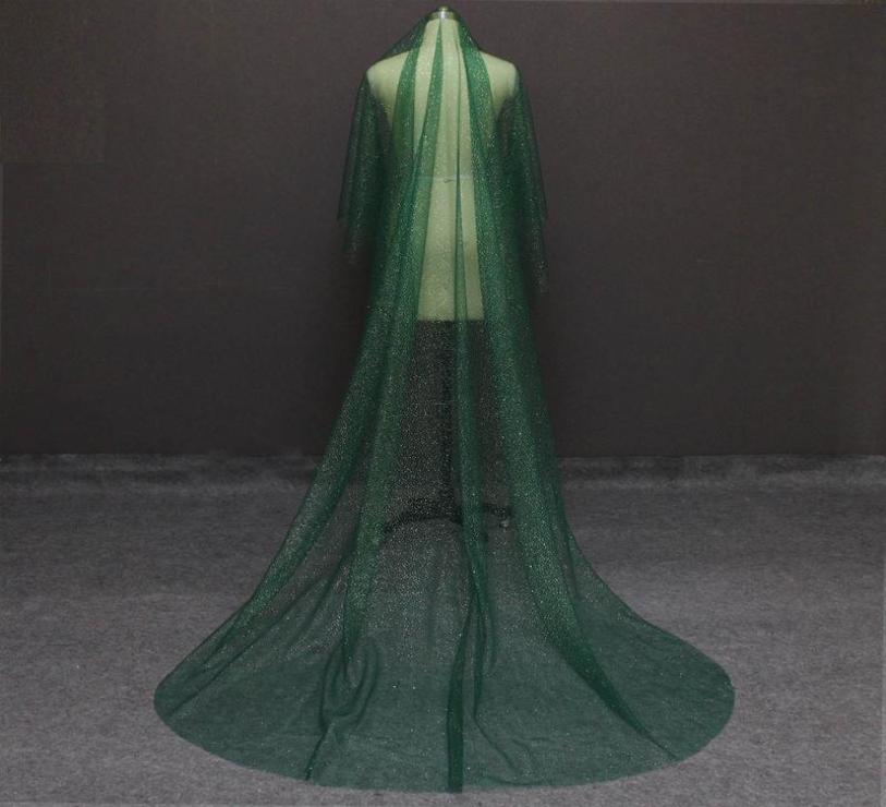 Bridal Veils Shining Long Green Wedding Veil With Gold Dust Glitters One Layer 3 Meters Cathedral WITHOUT Comb Voile Mariage5346623
Bridal Veils Shining Long Green Wedding Veil With Gold Dust Glitters One Layer 3 Meters Cathedral WITHOUT Comb Voile Mariage5346623