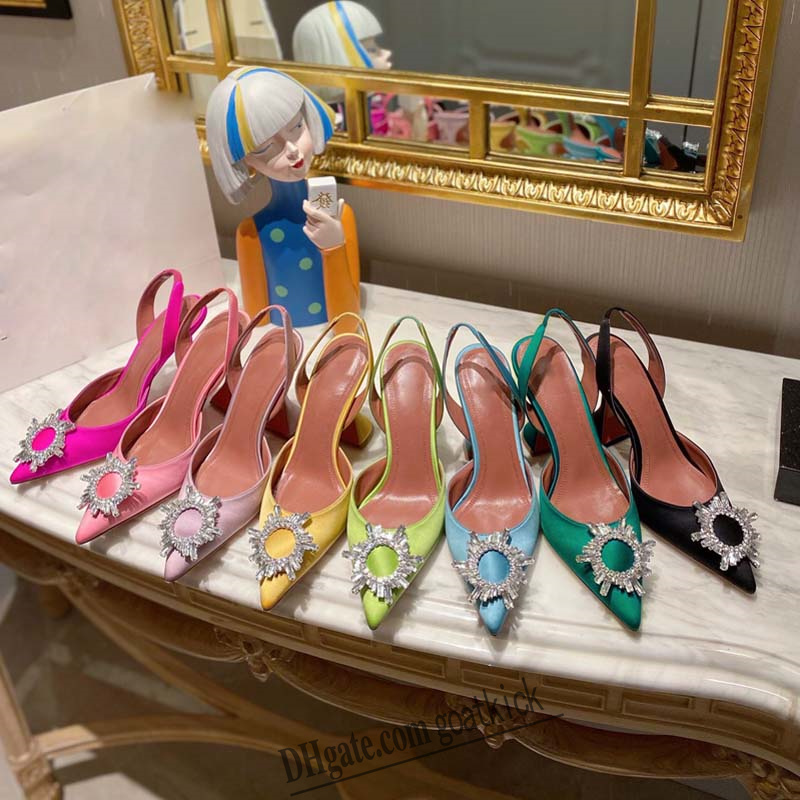 Amina muaddi Dress Shoes sandals Satin pointed slingbacks Bowtie pumps Crystal-sunflower high heeled shoe10cm Women's Luxury Designer Party Wedding Shoes With box, 31
Amina muaddi Dress Shoes sandals Satin pointed slingbacks Bowtie pumps Crystal-sunflower high heeled shoe10cm Women's Luxury Designer Party Wedding Shoes With box, 31