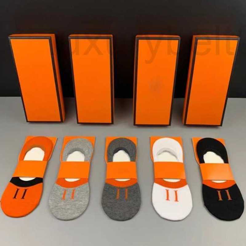 Men's Socks Designer New Trendy Cotton Invisible Boat Letters Sweat Absorbing and Deodorant Casual Thin K2NP, 5 pairs of random mix
Men's Socks Designer New Trendy Cotton Invisible Boat Letters Sweat Absorbing and Deodorant Casual Thin K2NP, 5 pairs of random mix