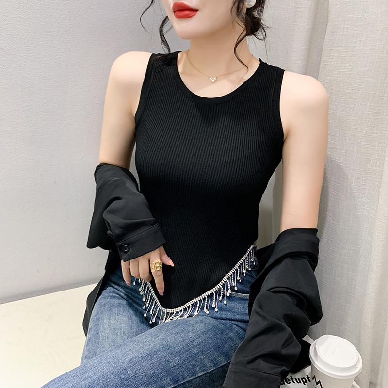 Women's Tanks 2023 Summer European Clothes Knitted Vest Chic O-Neck Irregular Shiny Tassels Women Tank Tops Sleeveless Sexy Drill Chain, White
Women's Tanks 2023 Summer European Clothes Knitted Vest Chic O-Neck Irregular Shiny Tassels Women Tank Tops Sleeveless Sexy Drill Chain, White
