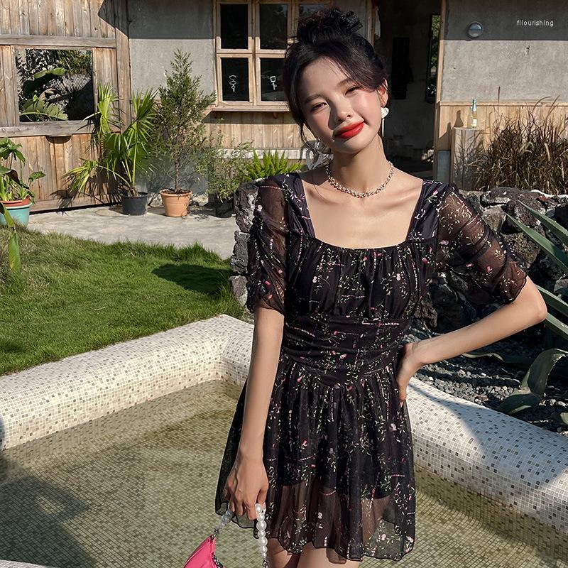 Women's Swimwear 2023 Plus Size One Piece Women Flower Print Short Sleeve Conservative Beachwear Spring Swimming Suit, Black
Women's Swimwear 2023 Plus Size One Piece Women Flower Print Short Sleeve Conservative Beachwear Spring Swimming Suit, Black