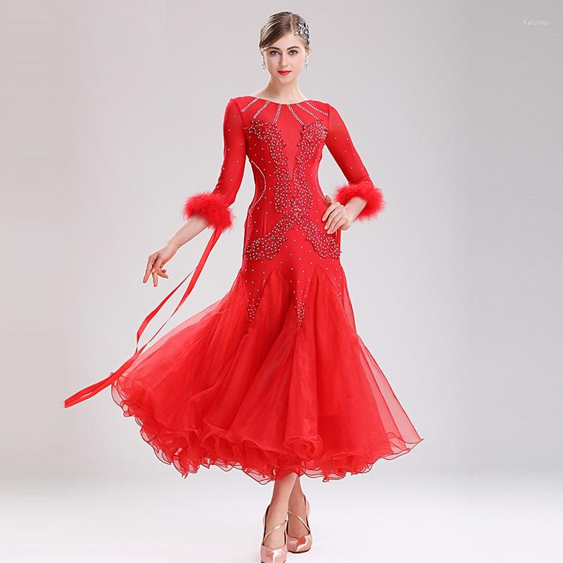 Stage Wear Waltz Ballroom Competition Dress Standard Dance Performance Costumes Women High End Evening Gowns Mesh Velvet Sleeve Big Swing, Red
Stage Wear Waltz Ballroom Competition Dress Standard Dance Performance Costumes Women High End Evening Gowns Mesh Velvet Sleeve Big Swing, Red