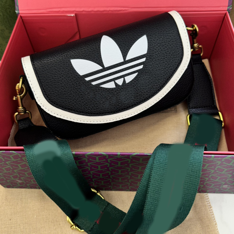Flap Bags Designer Brand Bag Totes 2023 Luxury Handbags Fashion Shoulder High Quality Bag Women Letter Purse Phone Wallet Genuine Leather, Box
Flap Bags Designer Brand Bag Totes 2023 Luxury Handbags Fashion Shoulder High Quality Bag Women Letter Purse Phone Wallet Genuine Leather, Box