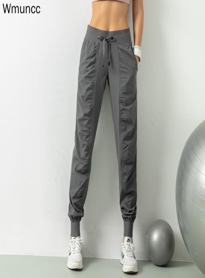 Wmuncc Yoga Pants Women Quick Dry Drawstring Running Sport Joggers Sweatpants Athletic Gym Fitness Pants Trousers with Pockets4448566, Mix order(please mark the color)
Wmuncc Yoga Pants Women Quick Dry Drawstring Running Sport Joggers Sweatpants Athletic Gym Fitness Pants Trousers with Pockets4448566, Mix order(please mark the color)