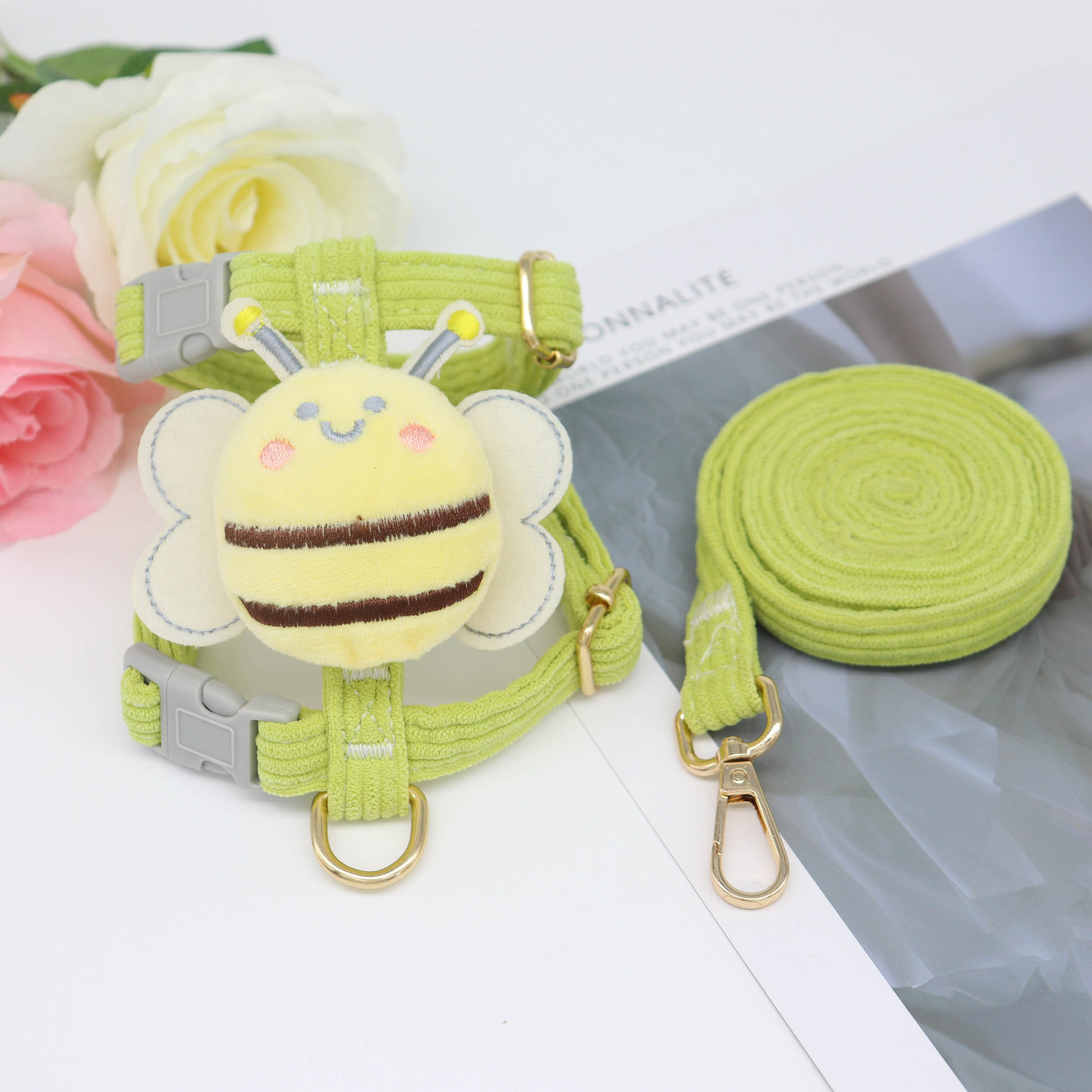New Anti Breakout Adjustable Cat Walking Outdoor Pet Towing Rope Bee I-shaped Chest Strap