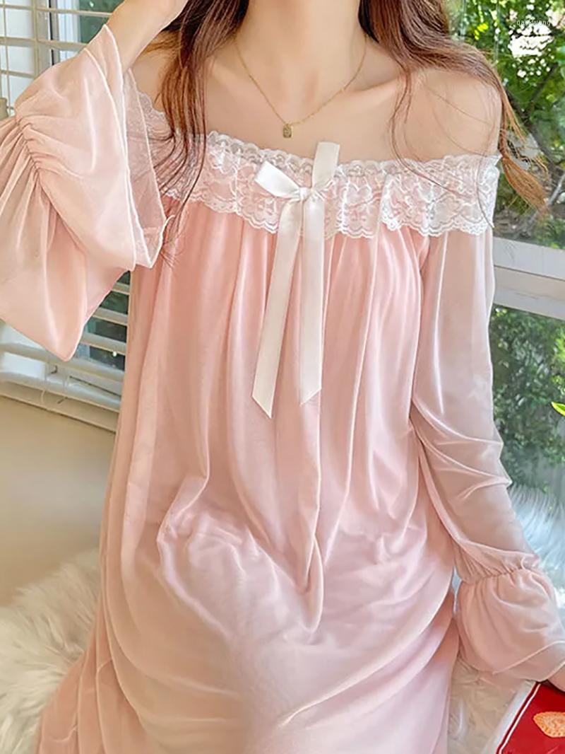 Women' Sleepwear Women Fairy Ruffles Mesh Lolita Vintage Princess Vestido Nightdress Spring Autumn Pure Cotton Lace Victorian Nightgown, V-neck pink
Women' Sleepwear Women Fairy Ruffles Mesh Lolita Vintage Princess Vestido Nightdress Spring Autumn Pure Cotton Lace Victorian Nightgown, V-neck pink