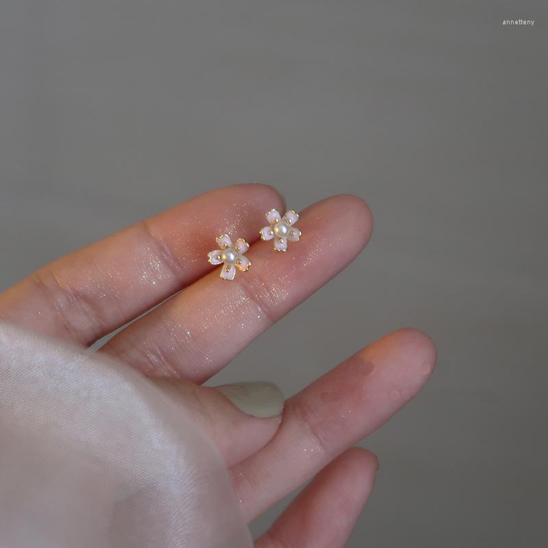 Stud Earrings Fashion 925 Sterling Silver Flower Pearl For Women Charming Hip Hop Jewelry Trendy Accessories Gift
Stud Earrings Fashion 925 Sterling Silver Flower Pearl For Women Charming Hip Hop Jewelry Trendy Accessories Gift