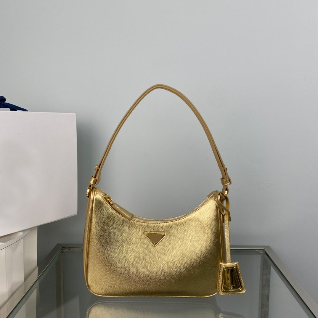 Designer bag Box Luxury bag bag knockoff Hobo Shoulder 22CM Delicate Handbag Crossbody Genuine With leather YP001
Designer bag Box Luxury bag bag knockoff Hobo Shoulder 22CM Delicate Handbag Crossbody Genuine With leather YP001
