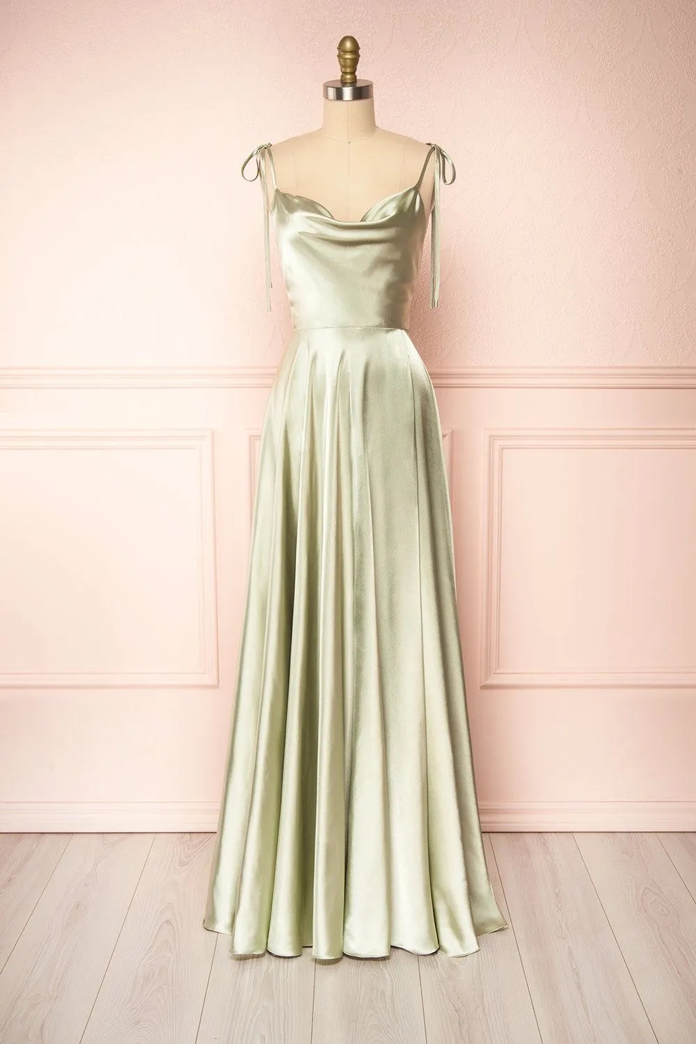 BABYONLINE Simple Soft Sliky Satin Bridesmaid Dresses Spaghetti Neckline Leg Slit and Flowing A-line maxi Evening Prom Gowns CPS3025