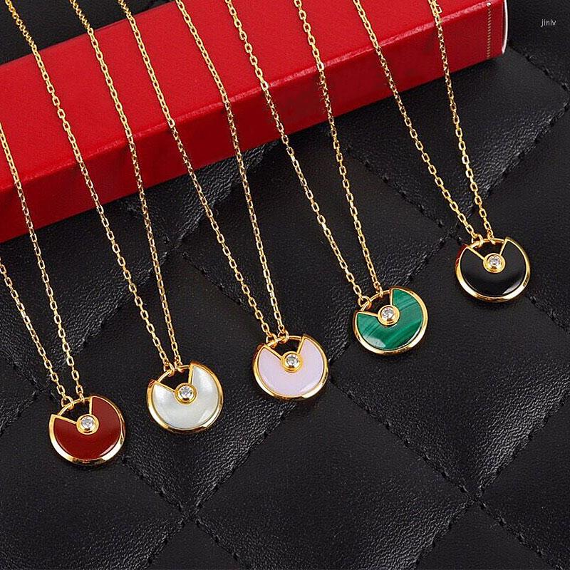 Pendant Necklaces -selling Rose Gold Natural Stone Amulet Necklace Women's Fashion Simple Temperament Party Jewelry Gift
Pendant Necklaces -selling Rose Gold Natural Stone Amulet Necklace Women's Fashion Simple Temperament Party Jewelry Gift