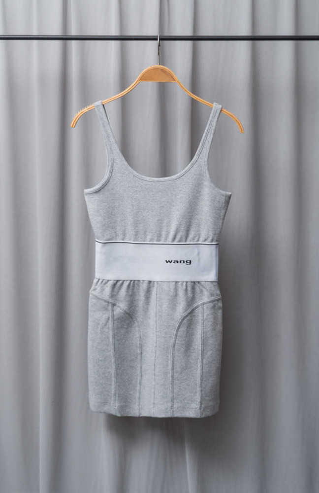 Casual Dresses AW High Quality Wang Letter Slim Suspender Women Waist Thin Elastic Tank Dress Fashion design All kinds of fashion Celebrity style casual fashion, Gray
Casual Dresses AW High Quality Wang Letter Slim Suspender Women Waist Thin Elastic Tank Dress Fashion design All kinds of fashion Celebrity style casual fashion, Gray