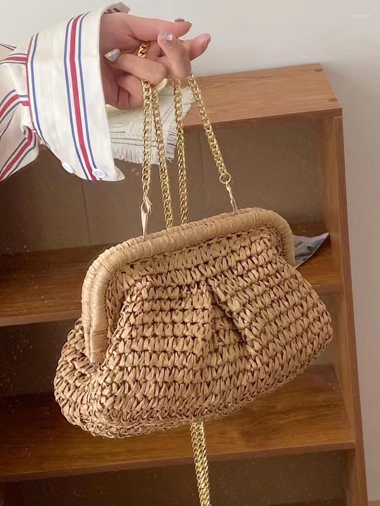 Evening Bags Women Shoulder Bag Bohemian Straw Shell Summer Woven Rattan Handbags Chains Clip Crossbody For Beach Pouch, Beige
Evening Bags Women Shoulder Bag Bohemian Straw Shell Summer Woven Rattan Handbags Chains Clip Crossbody For Beach Pouch, Beige