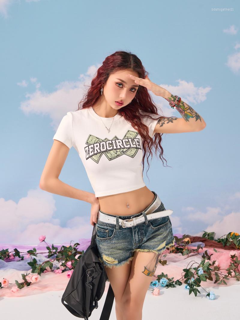 Women' T Shirts White Short Sleeve Shirt Women Summer Y2K Slim Letter Graphic Print Cotton Streetwear Sporty Casual Versatile Chic Crop Top
Women' T Shirts White Short Sleeve Shirt Women Summer Y2K Slim Letter Graphic Print Cotton Streetwear Sporty Casual Versatile Chic Crop Top