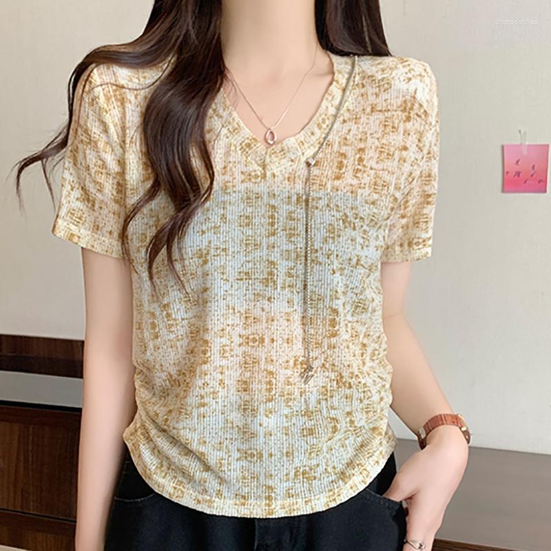 Women' T Shirts Vintage Tie Dye T-shirt Female Short Sleeve Chain Shirt Women Clothes V-Neck Summer Crop Tops Tee Femme Camisetas Mujer, Gray
Women' T Shirts Vintage Tie Dye T-shirt Female Short Sleeve Chain Shirt Women Clothes V-Neck Summer Crop Tops Tee Femme Camisetas Mujer, Gray