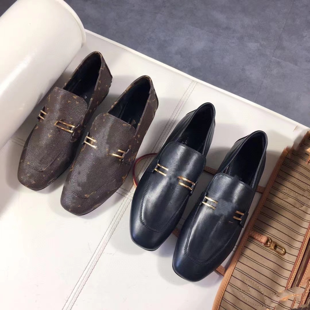 latest designer dress shoes top quality women slippers Cowhide Leather womens loafers High elastic beef tendon bottom casual Flat Heel Soft sole work Office slipper
latest designer dress shoes top quality women slippers Cowhide Leather womens loafers High elastic beef tendon bottom casual Flat Heel Soft sole work Office slipper