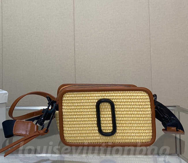 MJ SNAPSHOT Shoulder Bags Genuine Leather Purse Luxury Designer Women Handbags Crossbody Bag TOPDESIGNERS YKK straw bag woven bag camera bag 104284
MJ SNAPSHOT Shoulder Bags Genuine Leather Purse Luxury Designer Women Handbags Crossbody Bag TOPDESIGNERS YKK straw bag woven bag camera bag 104284