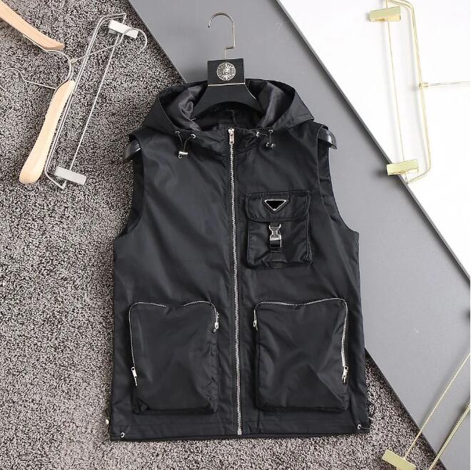 Fashion design Men's Jacket Vest West Vest Men's Designer Brand Sweater Hooded Vest Zipper Large Pocket Trim Black Sleeveless Jacket Top
Fashion design Men's Jacket Vest West Vest Men's Designer Brand Sweater Hooded Vest Zipper Large Pocket Trim Black Sleeveless Jacket Top