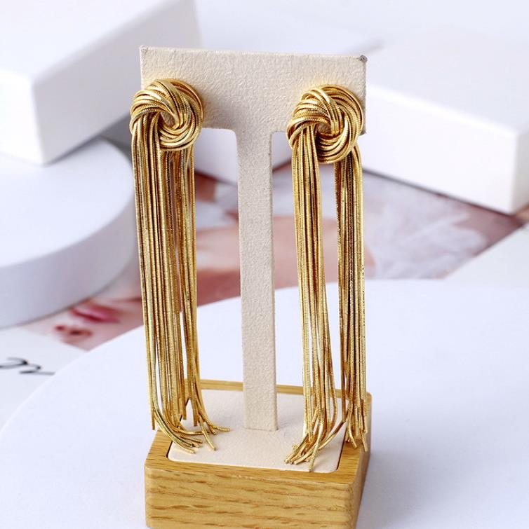 French style Dangle knotted metal chains tassel ladies earring studs 18k gold-plated exaggerated women party earrings E039
French style Dangle knotted metal chains tassel ladies earring studs 18k gold-plated exaggerated women party earrings E039