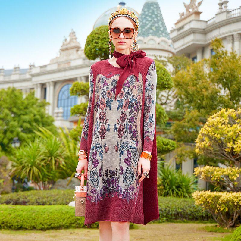 Casual Dresses Pleated Dress Women Spring 2023 High End Fashion Print Loose Mid Length O Neck Long Sleeve Female Tops, Red
Casual Dresses Pleated Dress Women Spring 2023 High End Fashion Print Loose Mid Length O Neck Long Sleeve Female Tops, Red