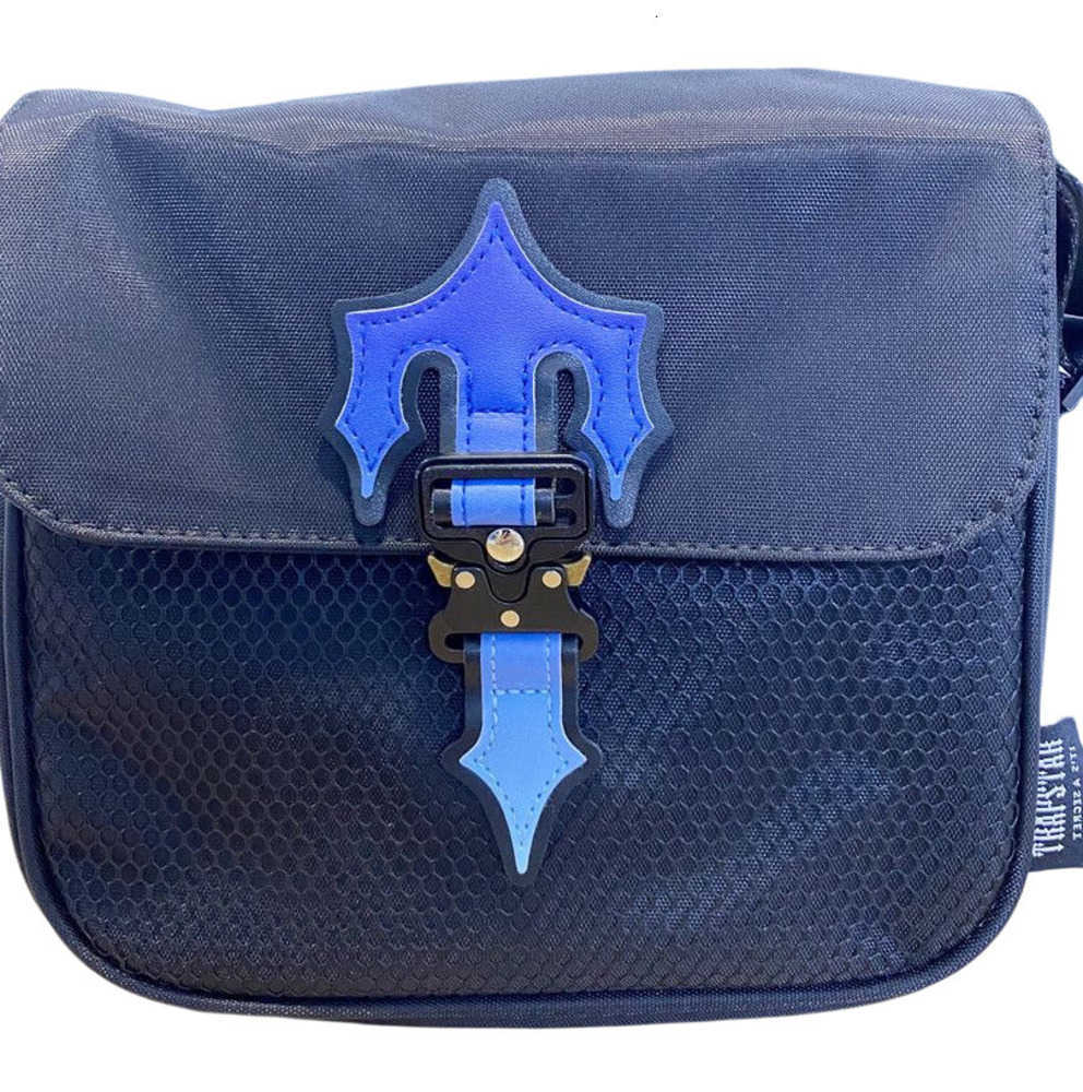 Waist Bags Trapstar Bag 1.0 London Topest Quality Gradient Men's Wallets Canvas Crossbody Handbags Fashion trend 30ess, Gradient blue
Waist Bags Trapstar Bag 1.0 London Topest Quality Gradient Men's Wallets Canvas Crossbody Handbags Fashion trend 30ess, Gradient blue