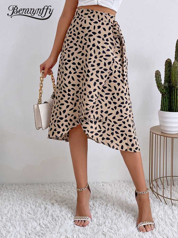 Benuynffy Boho Women Casual Print Tie Side Wrap Skirt Elegant High Waist Female Summer Asymmetrical Knee Length ALine Skirts L230621, Brown
Benuynffy Boho Women Casual Print Tie Side Wrap Skirt Elegant High Waist Female Summer Asymmetrical Knee Length ALine Skirts L230621, Brown