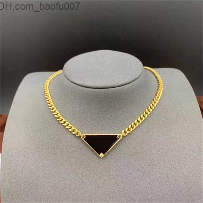 Pendant Necklaces Men gold necklace fashion designer jewlery for women luxury cuban chain creative silver charm punk style jewellery triangle Z230629
Pendant Necklaces Men gold necklace fashion designer jewlery for women luxury cuban chain creative silver charm punk style jewellery triangle Z230629
