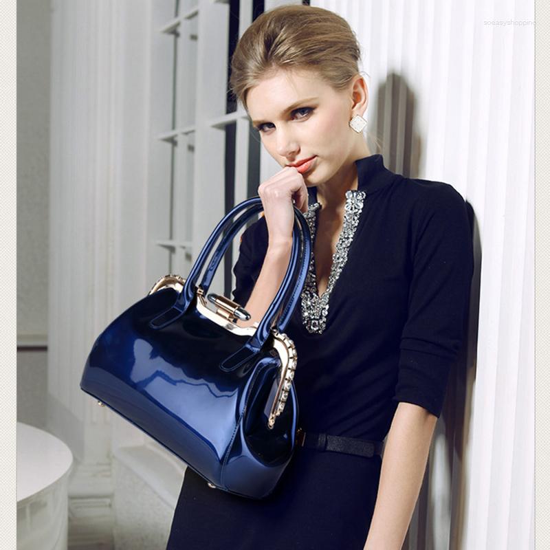 Evening Bags Fashion Luxury Europe Diamond Women Shoulder Handbag Ladies Totes Chains Patent Leather Bag, Beige
Evening Bags Fashion Luxury Europe Diamond Women Shoulder Handbag Ladies Totes Chains Patent Leather Bag, Beige