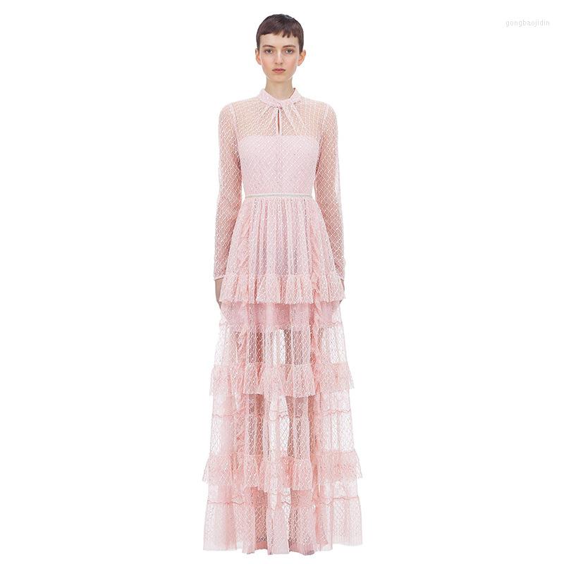 Casual Dresses Brand Runway 2023 Summer Women Lace Sexy Sequins Cascading Cake Mesh Dress Fresh Sweet Pink Onlg Clothes, Picture shown
Casual Dresses Brand Runway 2023 Summer Women Lace Sexy Sequins Cascading Cake Mesh Dress Fresh Sweet Pink Onlg Clothes, Picture shown