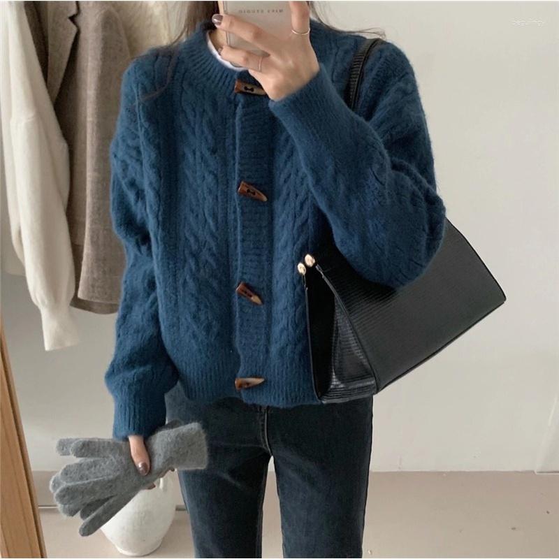 Women's Knits Horn Button Short Twist Sweater Women's Coat Outdoor Solid Color Round Neck Knitted Cardigan Women, Pink
Women's Knits Horn Button Short Twist Sweater Women's Coat Outdoor Solid Color Round Neck Knitted Cardigan Women, Pink