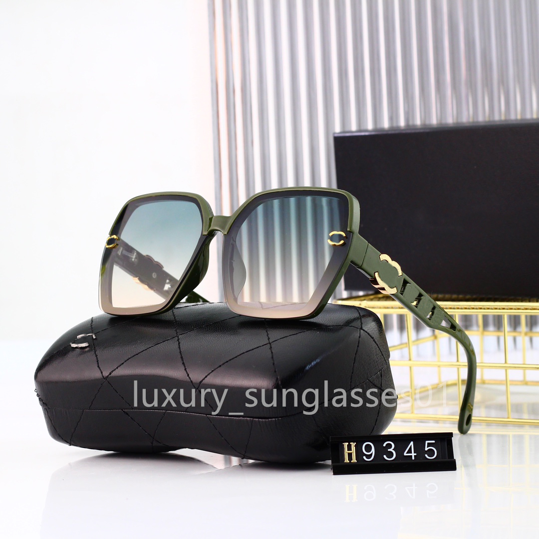 sunglasses 9345 Classic Full Frame For Mens Woman beautiful Designer Sun Glasses Sunglass Womens Luxury Fashion Eyewear Hip Hop Eyeglasses green
sunglasses 9345 Classic Full Frame For Mens Woman beautiful Designer Sun Glasses Sunglass Womens Luxury Fashion Eyewear Hip Hop Eyeglasses green