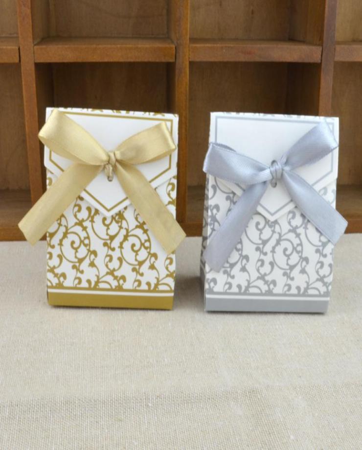 Paper candies chocolate favor holders boxes DIY gold silver with ribbon wedding anniversary party birthday 1000pcs lot shippi7844657
Paper candies chocolate favor holders boxes DIY gold silver with ribbon wedding anniversary party birthday 1000pcs lot shippi7844657