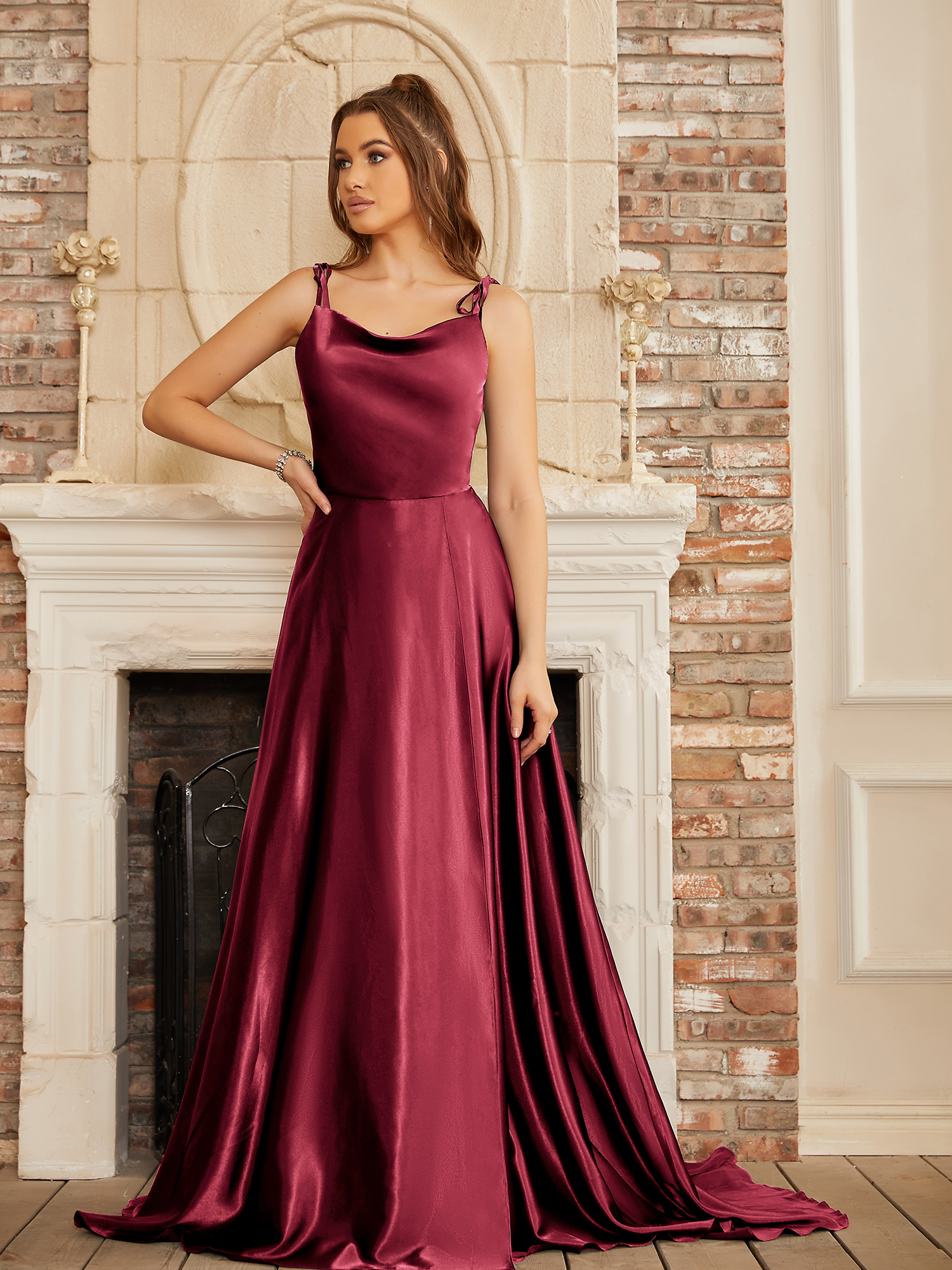 BABYONLINE Simple Soft Sliky Satin Bridesmaid Dresses Spaghetti Neckline Leg Slit and Flowing A-line maxi Evening Prom Gowns CPS3025