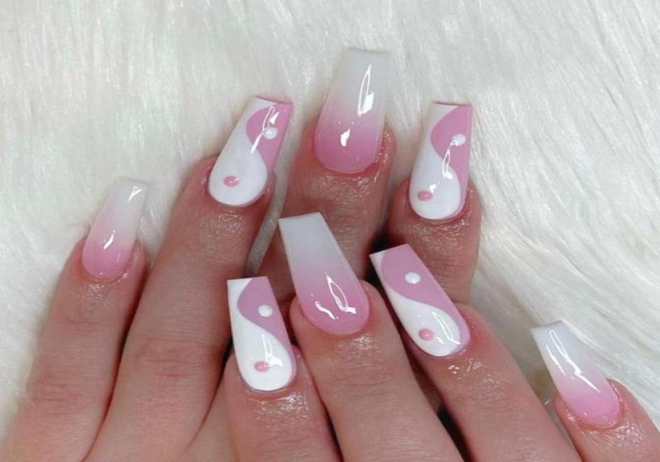 False Nails 24pcsBox Detachable Taiji Long Coffin Wearable Ballerina Fake Full Cover Nail Tips Press On With Glue9386982, Black
False Nails 24pcsBox Detachable Taiji Long Coffin Wearable Ballerina Fake Full Cover Nail Tips Press On With Glue9386982, Black