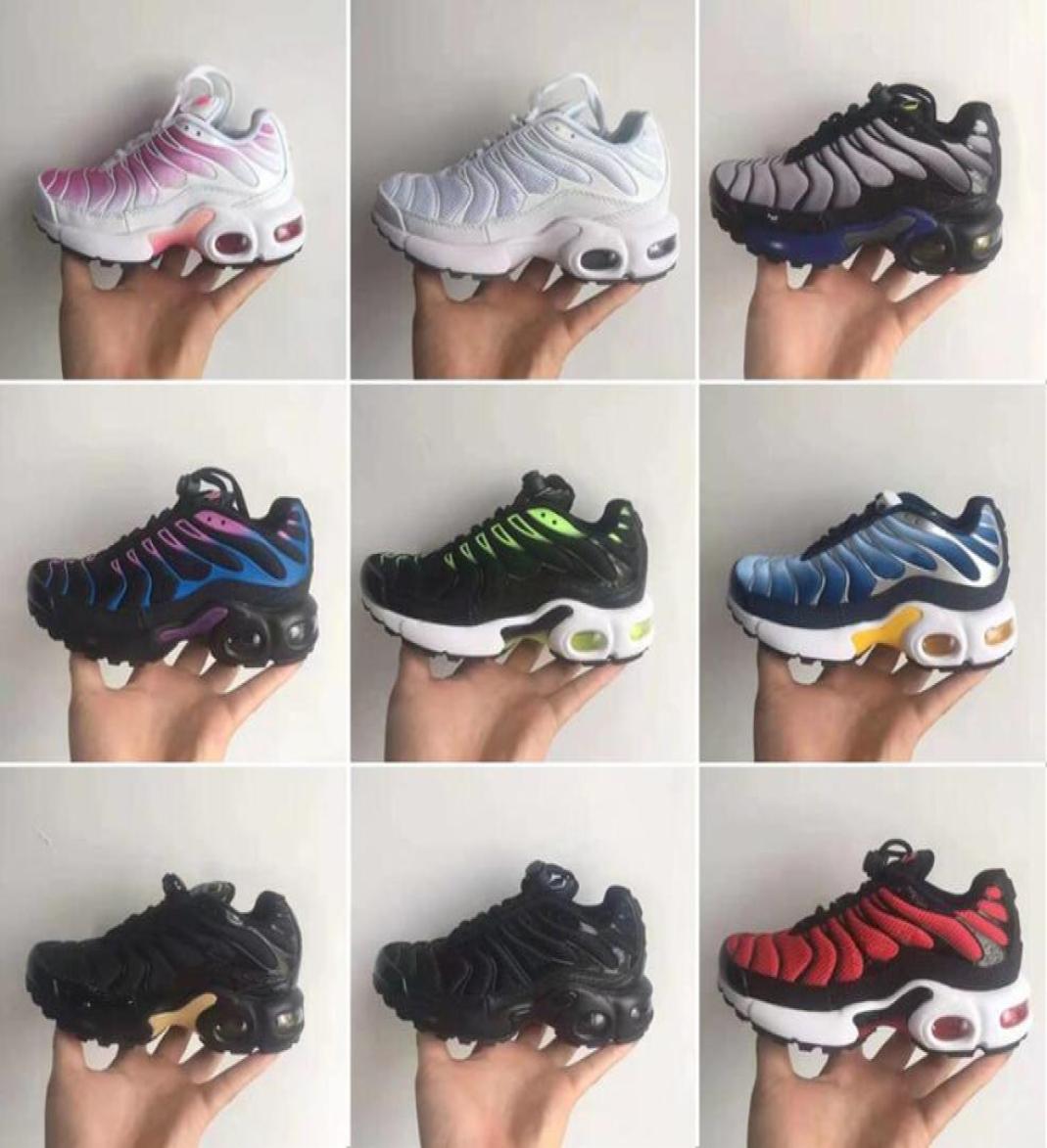 Infant PLUS TN Breathable 20 Rainbow Mesh Kids Running Sneakers BLACK SIREN RED WHITE Triple Boy Girl Athletic Sport Shoes Childr2788208
Infant PLUS TN Breathable 20 Rainbow Mesh Kids Running Sneakers BLACK SIREN RED WHITE Triple Boy Girl Athletic Sport Shoes Childr2788208