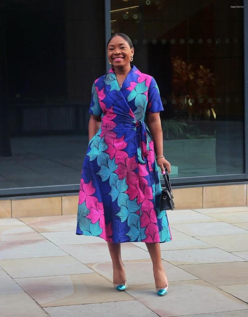 Casual Dresses Designed Fashion Women Dress Printing Patchwork Loose V-neck Pullover African Style For Summer 2023, Blue
Casual Dresses Designed Fashion Women Dress Printing Patchwork Loose V-neck Pullover African Style For Summer 2023, Blue
