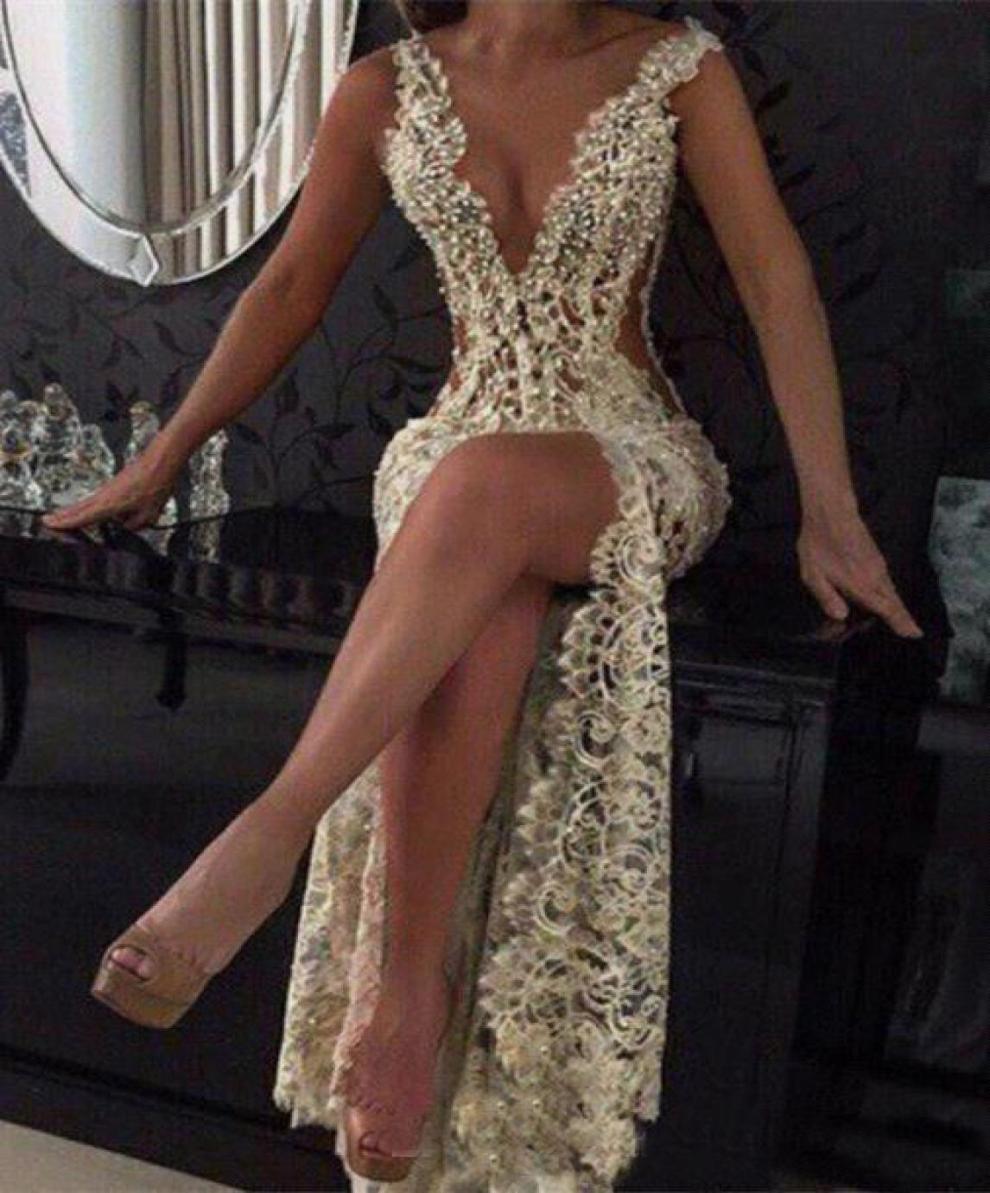 Major Full Lace Beading Crystal Long Prom Dresses V Neck Cutaway Sides Sexy Plunge V Neck Evening Gowns Party Wear 20196233656, Light sky blue
Major Full Lace Beading Crystal Long Prom Dresses V Neck Cutaway Sides Sexy Plunge V Neck Evening Gowns Party Wear 20196233656, Light sky blue