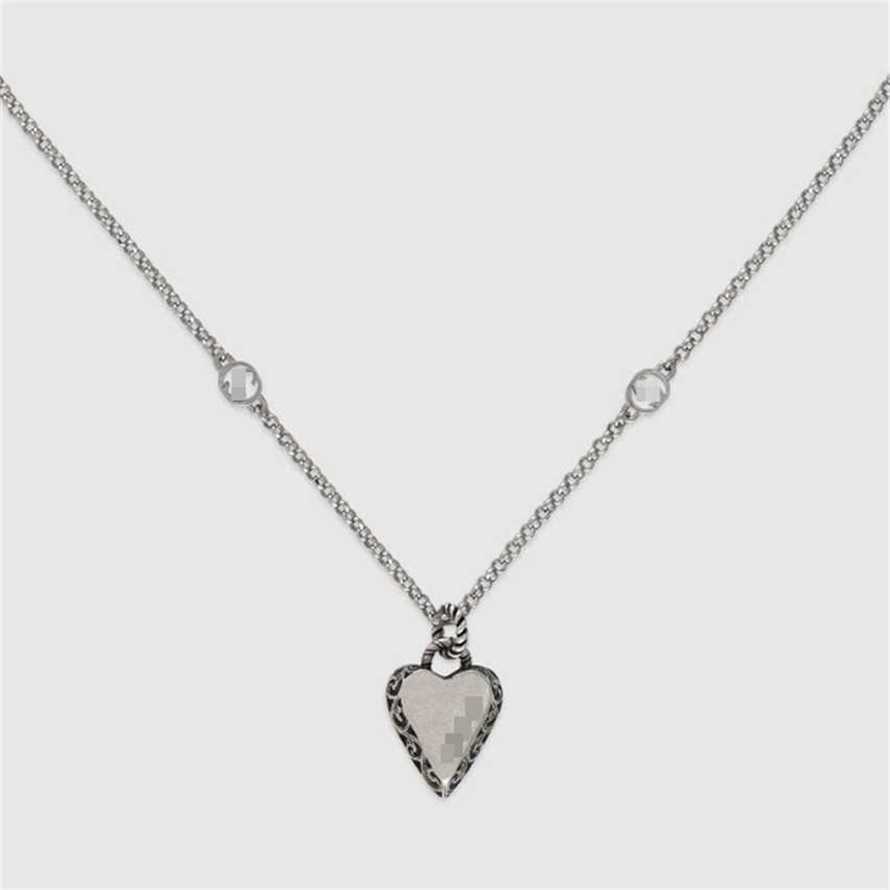 2023 Gujia 925 Sterling Silver Old Heart Carved Necklace G Family Love Pendant Pattern Collar Chain, White
2023 Gujia 925 Sterling Silver Old Heart Carved Necklace G Family Love Pendant Pattern Collar Chain, White