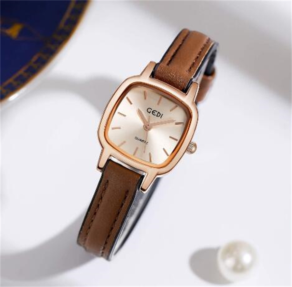 2023 New Japanese minimalist high appearance sweat resistant belt quartz waterproof high-end women's watch, Silver
2023 New Japanese minimalist high appearance sweat resistant belt quartz waterproof high-end women's watch, Silver