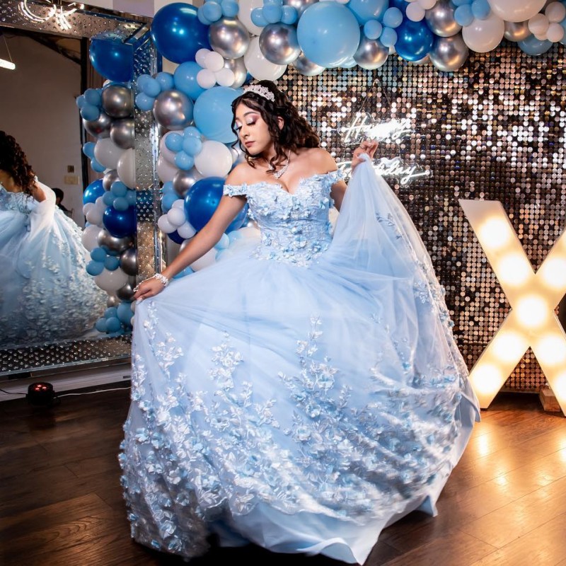 Off The Shoulder Quinceanera Dresses Tulle Appliques 3Dwer Beading Pageant Lace Up Vestidos De 15 Anos Princess Ball Gown