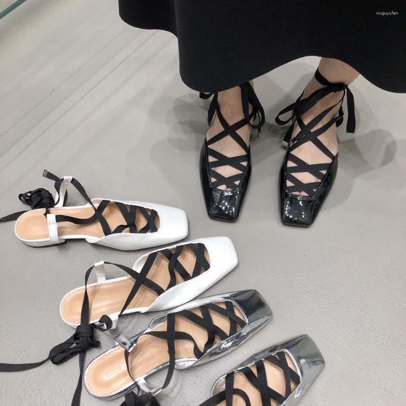 Sandals Square Toe Women Patent Leather Flat Heeled Cross Strap Lace Up Summer Party Shoes Woman Size 35-39 White Black
Sandals Square Toe Women Patent Leather Flat Heeled Cross Strap Lace Up Summer Party Shoes Woman Size 35-39 White Black