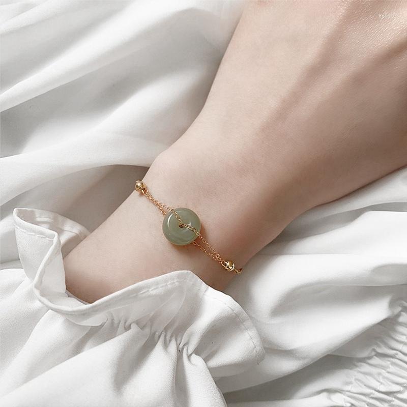 Charm Bracelets Green Round Imitation Stone Bracelet Temperament Pulling Design Sense Light Luxury Retro Female 2023
Charm Bracelets Green Round Imitation Stone Bracelet Temperament Pulling Design Sense Light Luxury Retro Female 2023