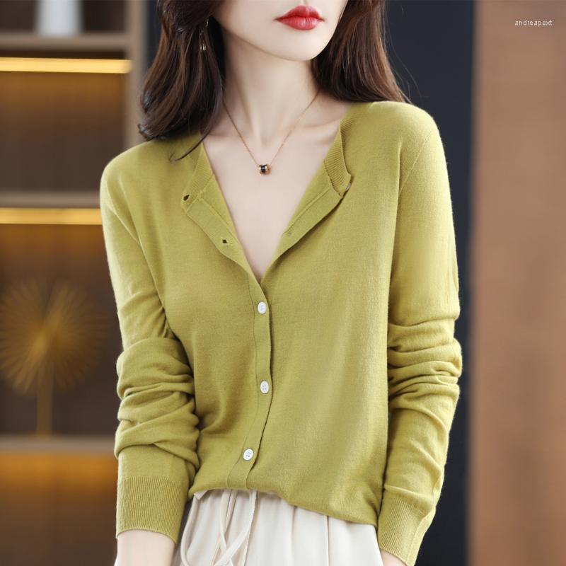 Women' Knits Spring And Autumn Suit Pure Wool Cardigan Coat Women' Round Neck Top Cashmere Sweater Knitted Bottoming Shirt Outer Tower, Black
Women' Knits Spring And Autumn Suit Pure Wool Cardigan Coat Women' Round Neck Top Cashmere Sweater Knitted Bottoming Shirt Outer Tower, Black