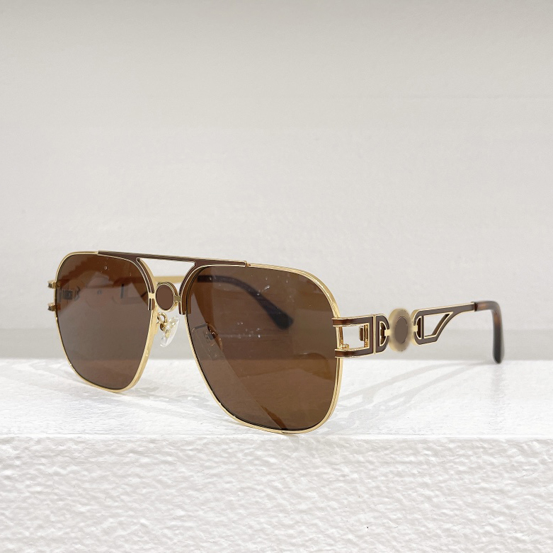 Sunglasses For Men Women Designers 5693 Style Anti-Ultraviolet Retro Eyewear Plate Full Frame Random Box
Sunglasses For Men Women Designers 5693 Style Anti-Ultraviolet Retro Eyewear Plate Full Frame Random Box