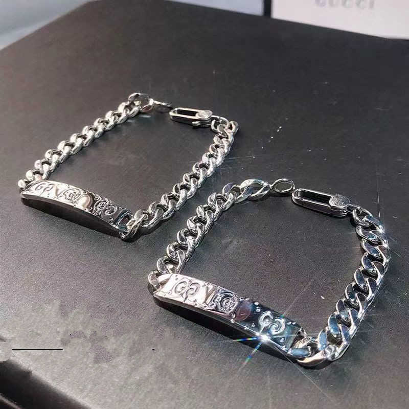 2023 Gujia 925 Silver Star Same Skull Head Bracelet Street Made Old Style Couple Handicrafts Essential for Men
2023 Gujia 925 Silver Star Same Skull Head Bracelet Street Made Old Style Couple Handicrafts Essential for Men
