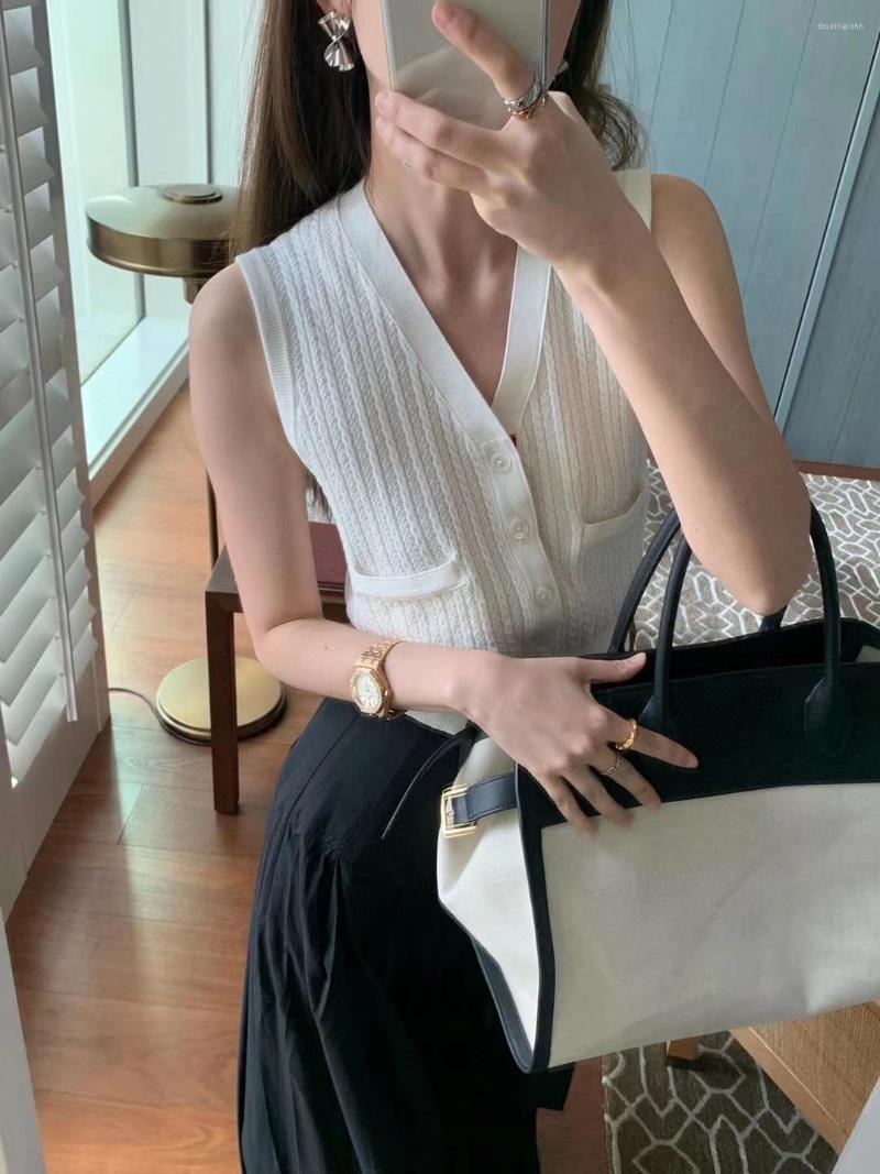 Women' Knits Women Sweater 2023 Summer Contrast Color Sleeveless Vest Knitted Cardigan, White
Women' Knits Women Sweater 2023 Summer Contrast Color Sleeveless Vest Knitted Cardigan, White