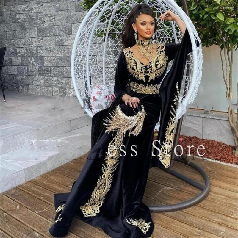 Party Dresses Moroccan Kaftan Evening Dress Long Sleeve Lace Prom Pattern Embroidered Formal Black Velvet Ball Gown, Blue
Party Dresses Moroccan Kaftan Evening Dress Long Sleeve Lace Prom Pattern Embroidered Formal Black Velvet Ball Gown, Blue