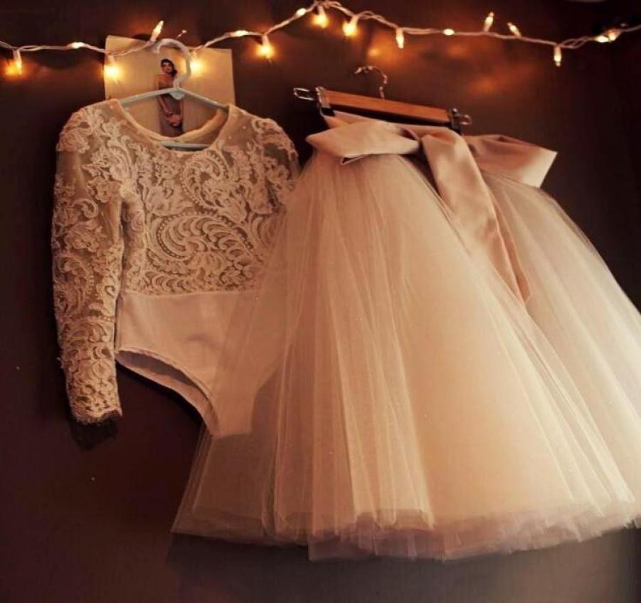 2019 Long Sleeves Lace Flower Girls Dresses Lovely Tulle Little Kids Skirts Two Pieces Princess Communion Birthday Gowns9644006, Champagne
2019 Long Sleeves Lace Flower Girls Dresses Lovely Tulle Little Kids Skirts Two Pieces Princess Communion Birthday Gowns9644006, Champagne